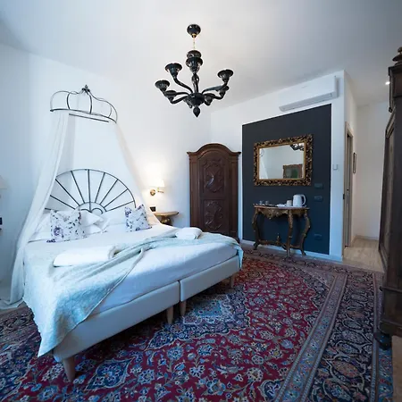 La Loggia Del Castello トレント